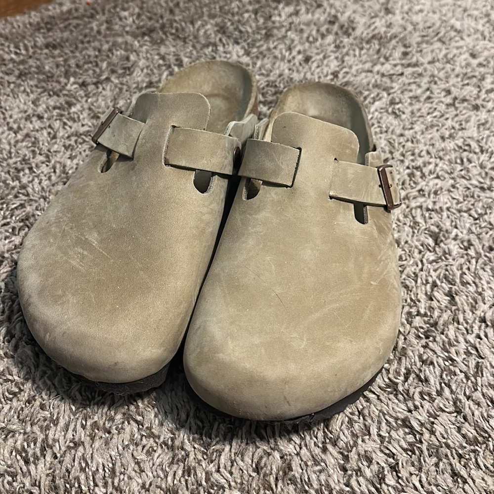 Birkenstock Boston Oiled Leather Clogs - Picture 5 of 8